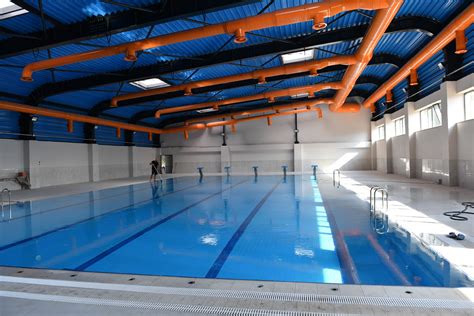 yeni karaman yarı olimpik yüzme havuzu